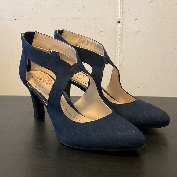 Life Stride Midnight Blue Cutout Heels - Picture 1 of 7